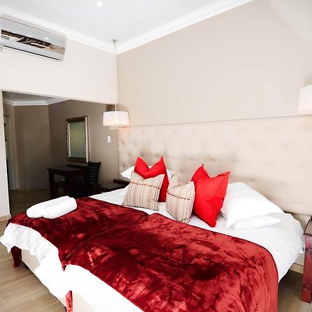 Abella Bed And Breakfast Vryburg Extérieur photo