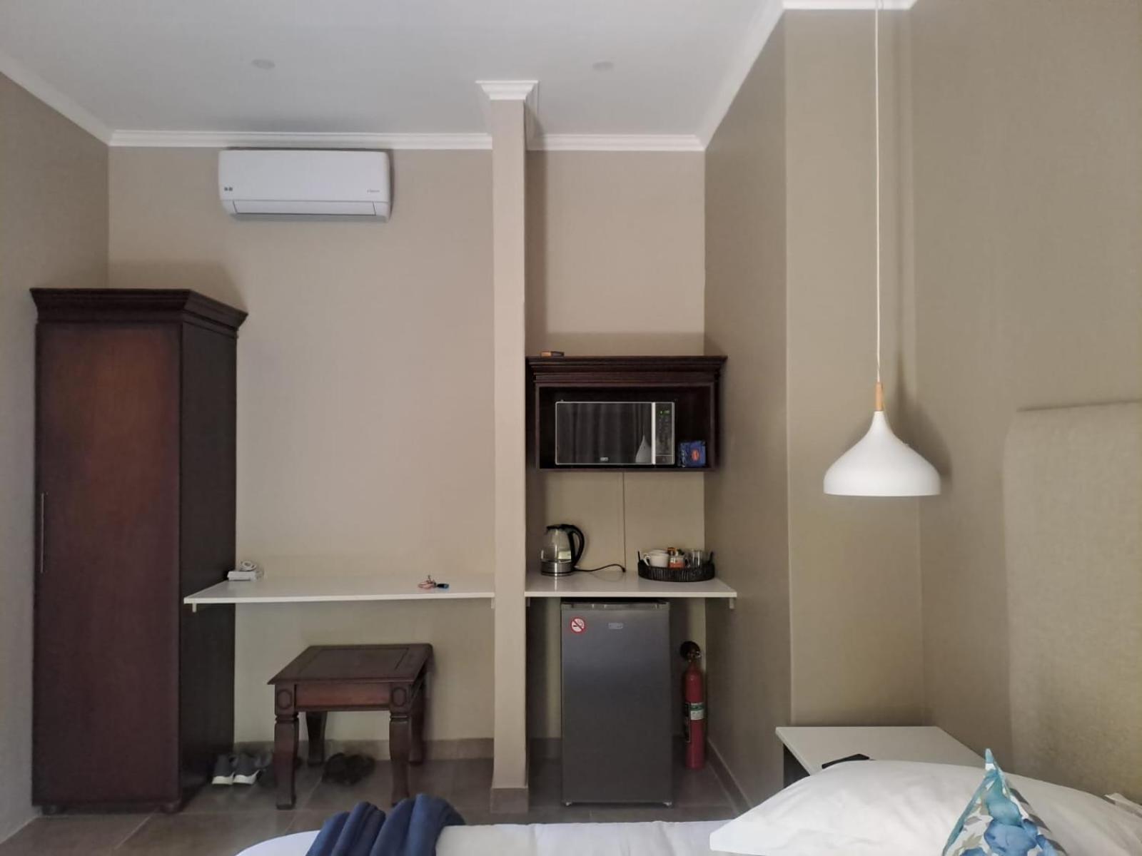 Abella Bed And Breakfast Vryburg Extérieur photo